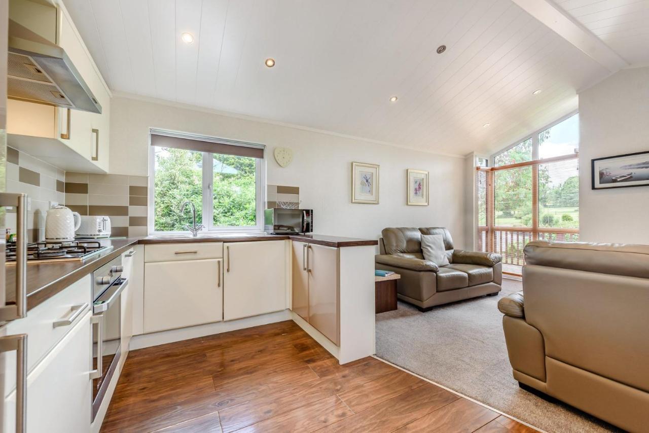 Bay Tree Lodge 02 Narberth Extérieur photo